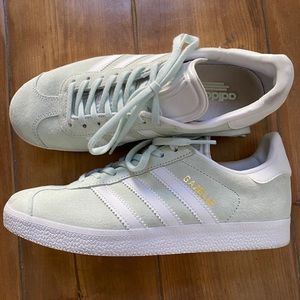 Adidas Gazelle sneakers